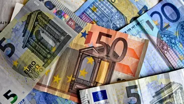 Curs valutar BNR, joi, 24 septembrie 2020. Cât costă astăzi euro, dolar și lira