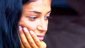 Telespectatorii Kanal D au crezut că nu văd bine! Chipul Elenei Ionescu de la Survivor România, distrus de bube