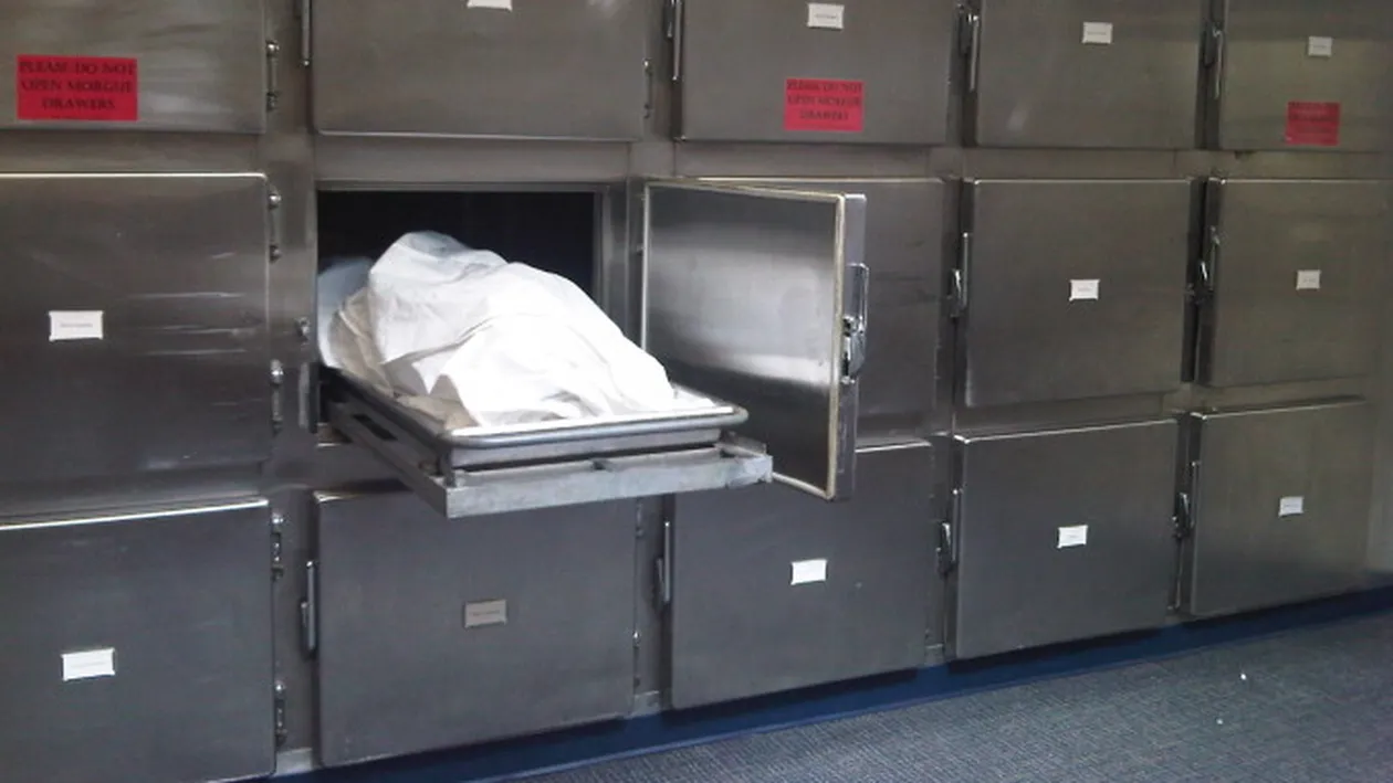 O angajată de la morgă a murit după ce moarta a început să-i vorbească: „Nu vă fac nimic, oameni buni! Ajutați-mă