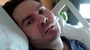 Vincent Lambert a murit. Povestea bărbatului ținut în comă timp de 11 ani într-un spital din Franța