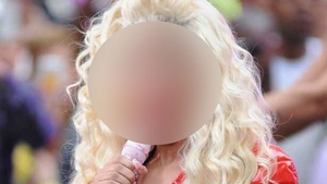 "Puteti sa mancati c**at si sa crapati!" - vezi ce vedeta le-a transmis acest mesaj fanilor, dupa ce a anulat un concert!