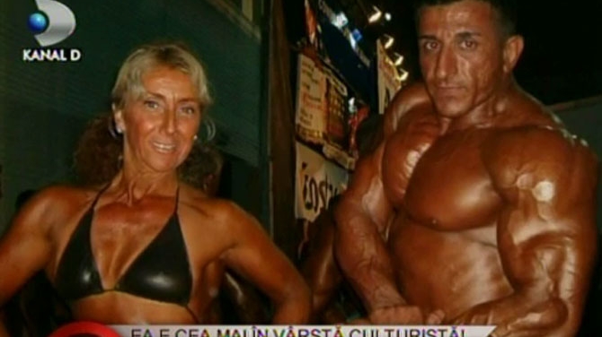 VIDEO Are 60 de ani, arata ca la 40 si impinge 120 de kilograme de la piept! Ea e bunica cu bratele de fier - Vezi cum se antreneaza ca sa arate asa