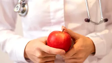 Ce se întâmplă în corpul tău dacă mănânci un măr în fiecare zi. Două componente bioactive joacă rolul principal