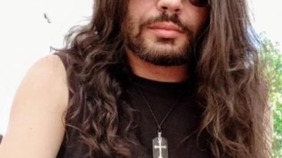Bogdan Giurea, un celebru chitarist roman, a anunțat că-și va pune capăt zilelor! A fost internat la psihiatrie. “Adio!”