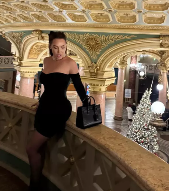 Raluca Podea a absolvit cea de-a treia facultate la 38 de ani. Ce planuri are acum vedeta