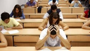 Șocant. Un student din Suceava a încercat să se sinucidă în timpul unui examen