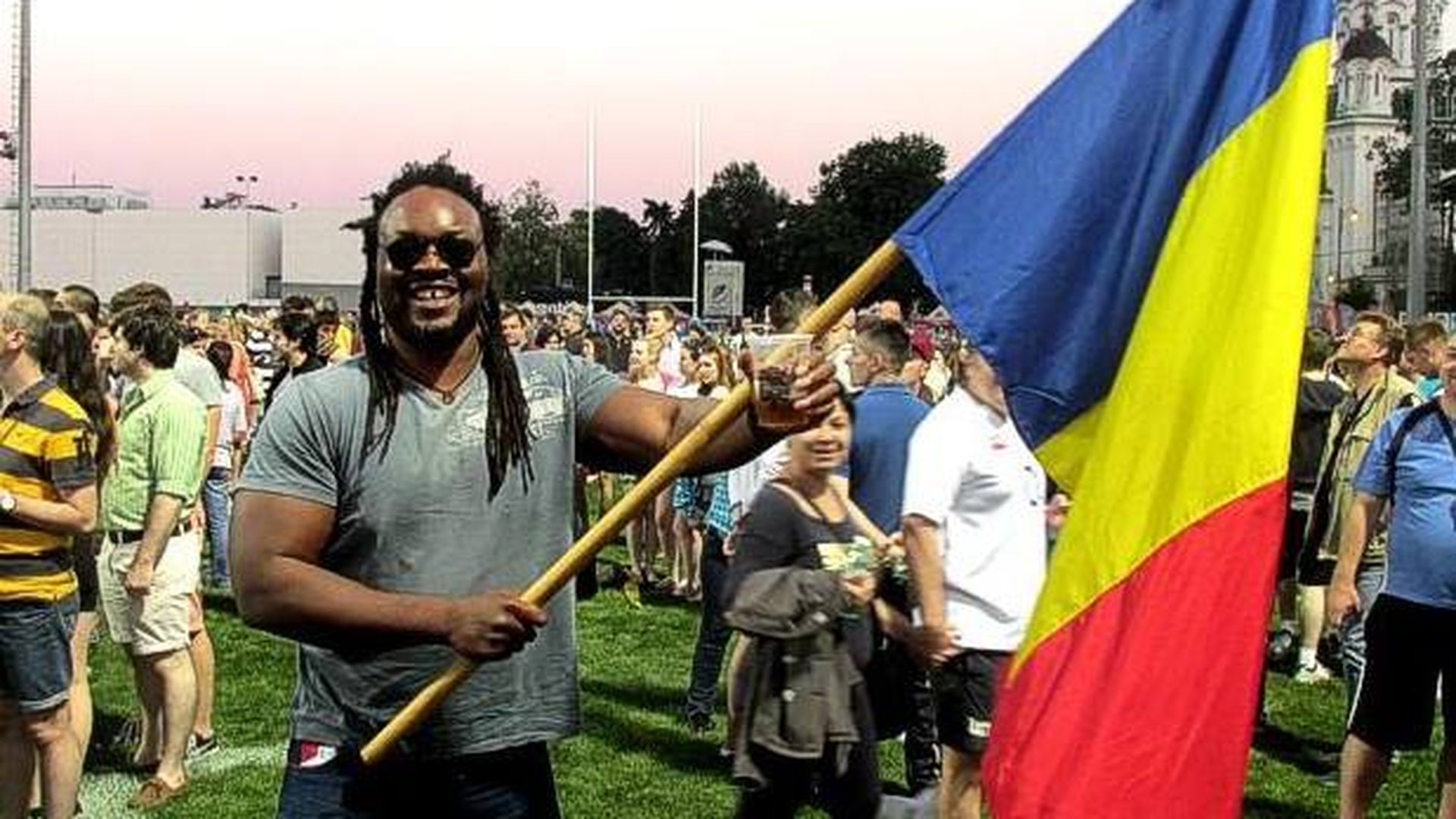 România văzut prin ochii unui nigerian! Scriitorul și pictorul Kingsley Nwabia, despre a doua casă a sa: „Am ajuns aici în urmă cu aproximativ 15 ani și…”