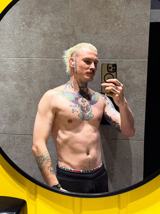Iustin HVNDS va participa la noul sezon Survivor România. Foto: Instagram