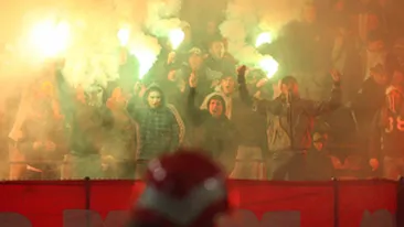 Au evacuat galeria cainilor ca sa impresioneze UEFA! Forul european, martor la evenimentele de la meciul Dinamo - Rapid