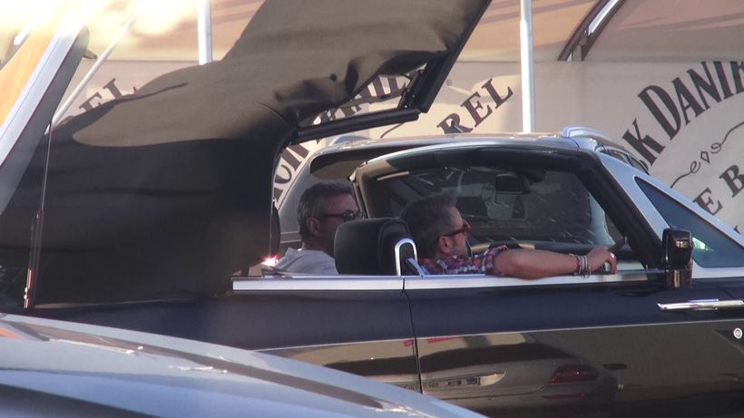 Joshua Castellano a descins cu Rolls-ul decapotabil in cel mai exclusivist club din Mamaia! A venit “in control” la Lucian Becali!