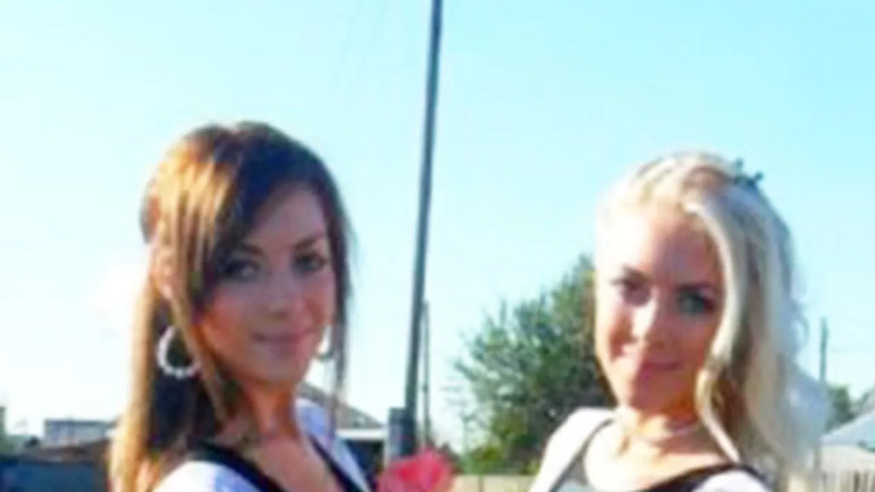 Asa eleve n-ai mai vazut! Cum s-au imbracat tinerele ca sa se duca la scoala e…Voi ce parere aveti