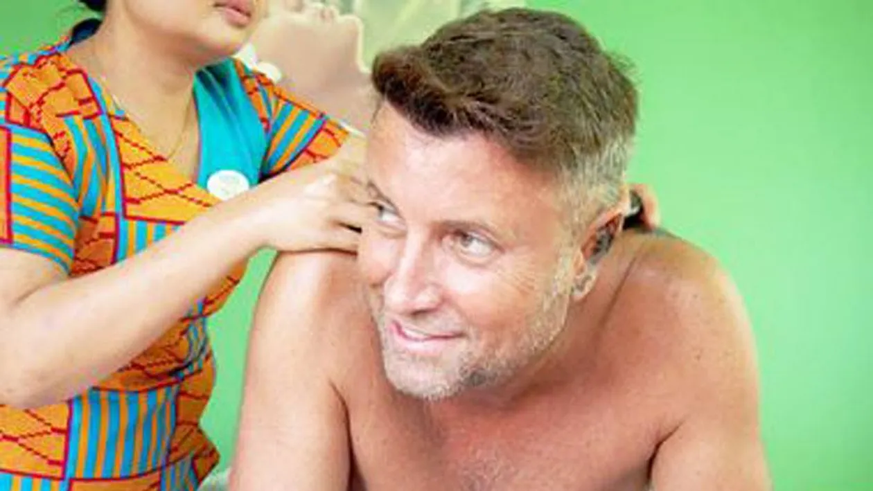 Cătălin Botezatu a făcut dragoste în trei: cu fiul lui şi o tânără