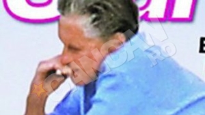 Michael Douglas fumeaza marijuana