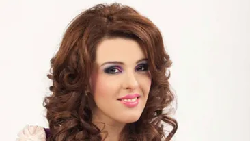 Diana Bisinicu a fost ca o printesa la botezul fiicei ei! Insa uite cum arata complet nemachiata, inainte de eveniment