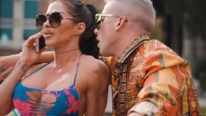 Eva Kent a făcut senzație în cel mai nou videoclip al unui star internațional! Cum arată acum fosta asistentă a lui Capatos