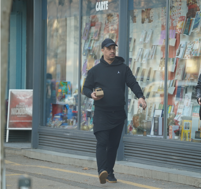 Dani Prințul Banatului a intrat în benzinărie, de unde și-a luat cafea și țigări