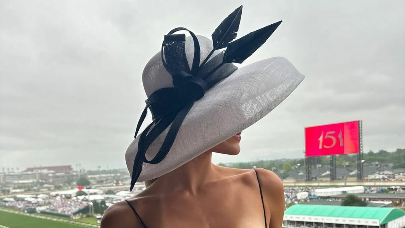 Vedeta care a devenit MILIONARĂ de la 18 ani. Fanii o adoră: „Mi-au cerut apa în care făceam baie”