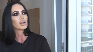 Cum le-a demonstrat Bianca Pop haterilor că nu este o #sărăkie. Fosta ispită de la Insula Iubirii și-a numărat teancurile de bani, în fața tuturor: „Am valoare”