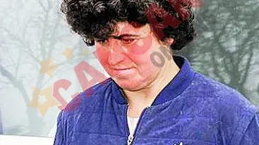 Si-a abandonat fetitele la marginea padurii