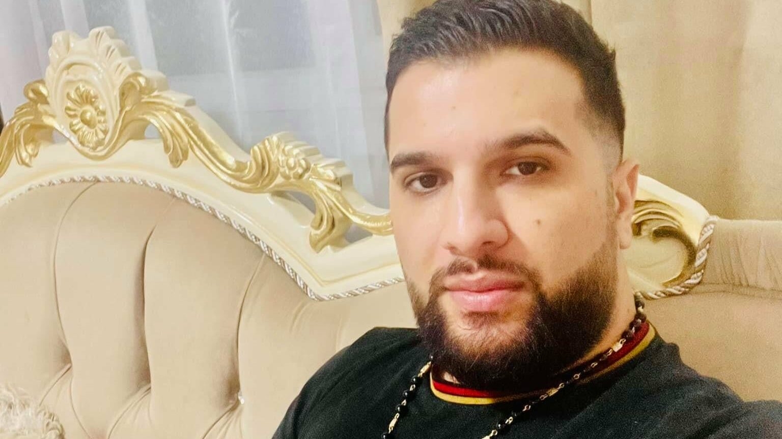 VIDEO | La asta nu te-ai fi așteptat niciodată! Tzancă Uraganu și-a încercat talentul pe piesa celor de la B.U.G Mafia