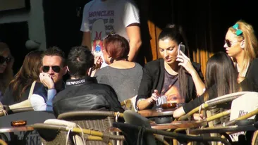 Au o relatie cu scantei, dar plictiseala nu ii iarta nici pe ei! Vezi in ce hal au ajuns sa se ignore Andreea Tonciu si Niky Mitea