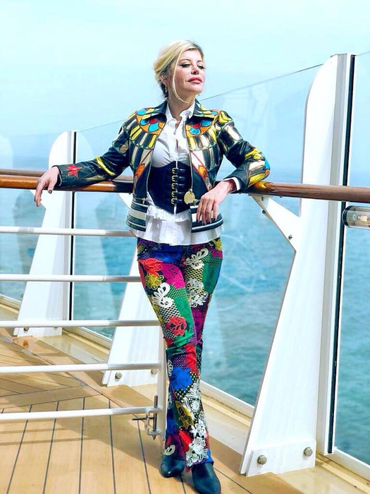 Loredana Groza, apariție fără niciun strop de machiaj
