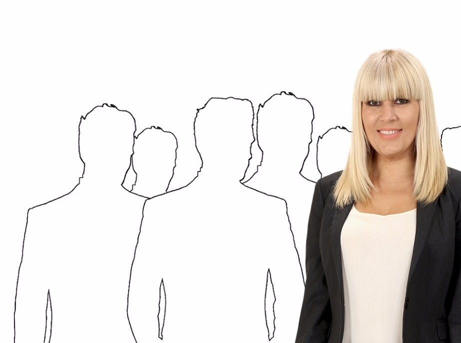 Elena Udrea, petrecere de ziua ei pe o plajă fierbinte! Mesajul transmis de fosta „blondă de la Cotroceni”: „Un număr frumos…”