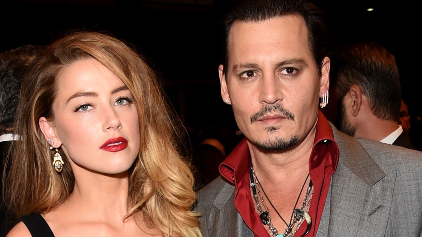 Este oficial. JOHNNY DEPP şi AMBER HEARD divorţează după doar 15 luni de căsnicie 