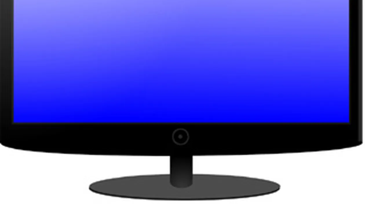 Statia tramvaiului 16 de pe Stefan cel Mare, dotata cu o plasma