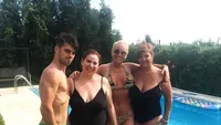 OANA ROMAN, pozată în costum de baie la plajă. Cum arată