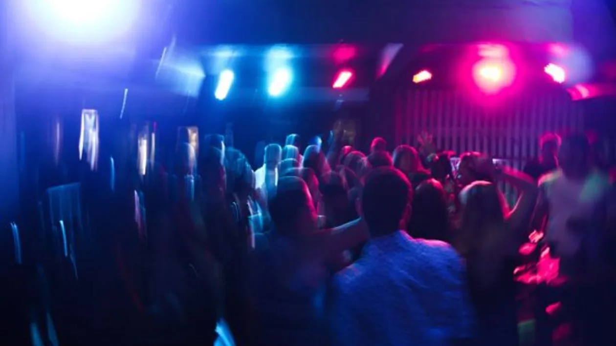 Un tânăr și-a turnat prietenii la Poliție pentru că nu l-au primit la petrecere