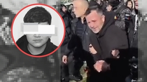 Gestul emoționant făcut de un polițist la înmormântarea lui Mario Berinde. Imagine sfâșietoare