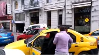 Boss, nu mai da, boss Filmari halucinante cu un cefos care bate la sange un taximetrist! Cu un pumn i-a rupt spatele in doua!