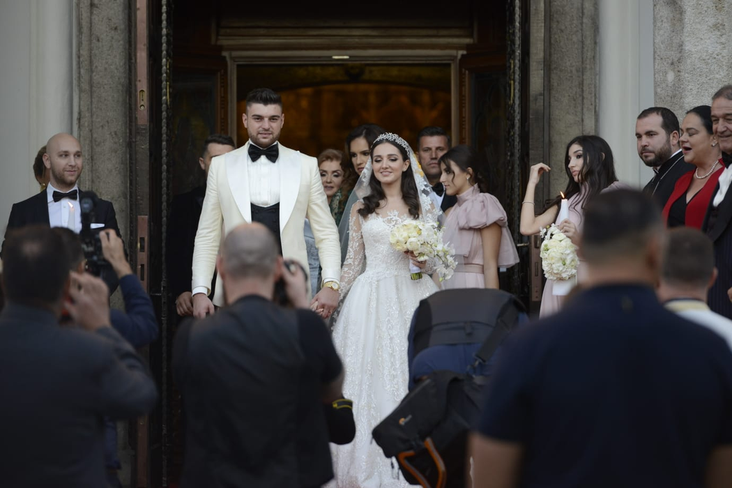 Mirii au fost numai un zâmbet