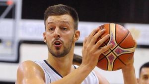 Doliu în lumea sportului! Un cunoscut baschetbalist a murit la numai 32 de ani