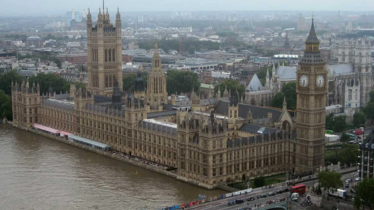 Membru al Guvernului britanic: Românii şi bulgarii trebuie trataţi precum britanicii la nivelul UE