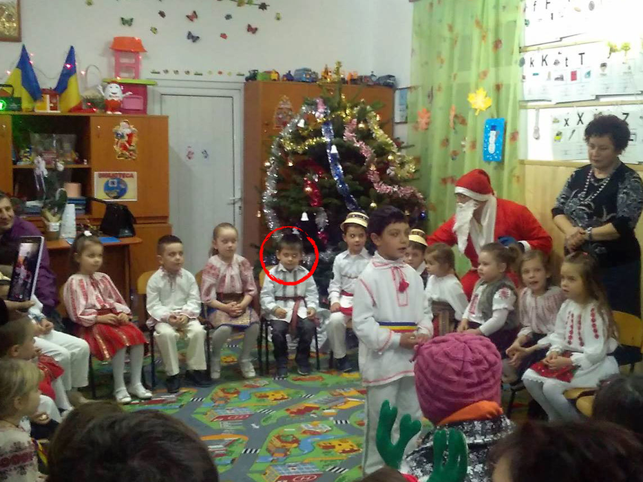Imaginile care fac şi pietrele să plângă! Cum a venit Moşul la fiul Ioanei Condea
