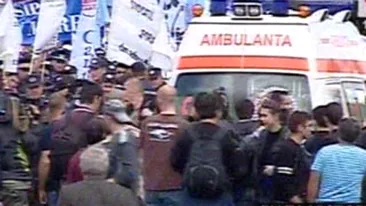 Un barbat a lesinat, iar 19 persoane au primit ingrijiri medicale