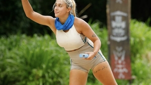 A stat 4 luni în junglă, apoi s-a transformat total! Noul look al Mariei Dumitru de la Survivor