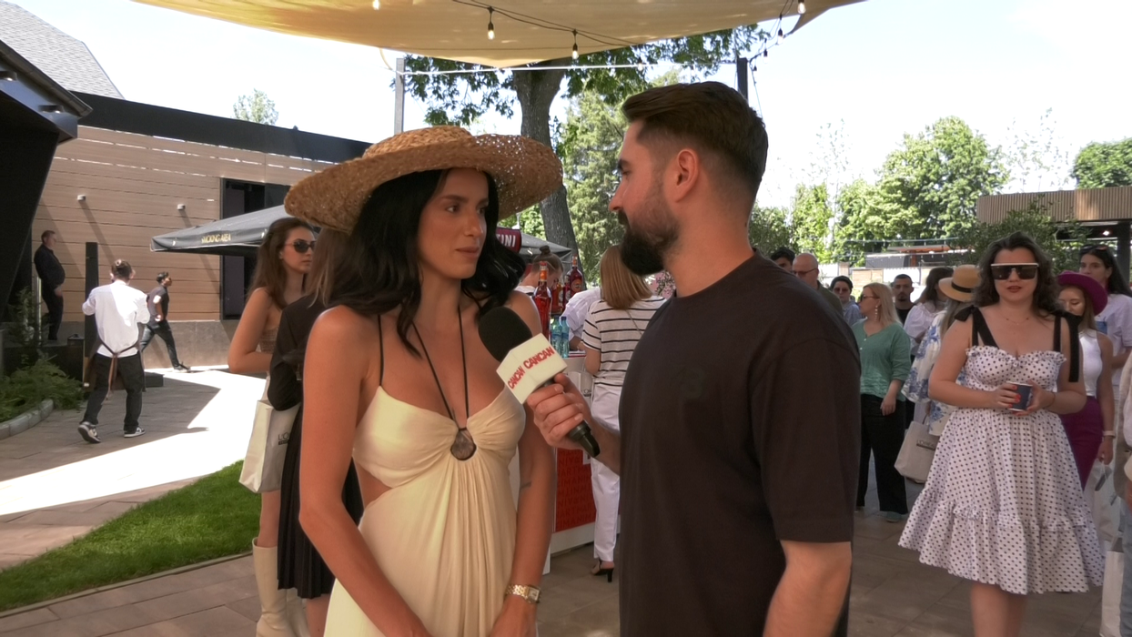 Sexy-influencerița Ioana Grama e revoltată, iar iubitul… tremură. I-a dat ultimatum: ”Unde-s bărbații?!”