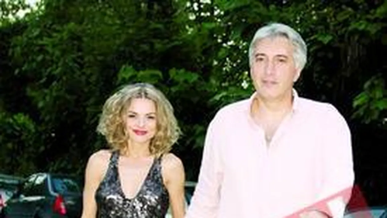 De ce o copiaza Jojo pe Lori?