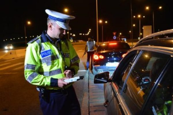 Celebra jurată TV, dosar penal pentru că ar fi condus „sedată” cu substanțe psihoactive! Polițiștii au oprit-o în trafic și au dus-o la INML