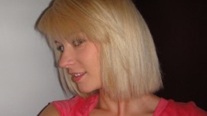 Diana Dumitrescu, obligata de sot sa doarma departe de el, la celalalt capat al patului!