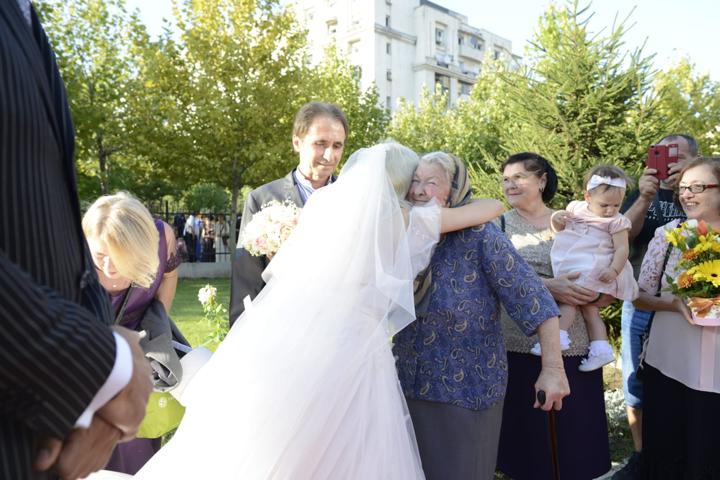 Câți bani au strâns Andreea Bălan și George Burcea la nuntă. Cât au pus invitații în plic