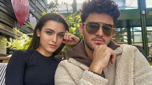 În compania cui a fost surprins Mario Fresh, după ce a dansat lasciv cu Alexia Eram: ”Iubita ta știe cu cine dansezi?”