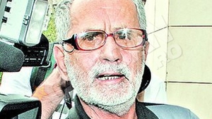 Tatal Madalinei Manole acuza: "Nepotul nostru e ostatic la Botosani! Primeste 8,5 milioane de lei de la stat si banii merg la batranii aia"