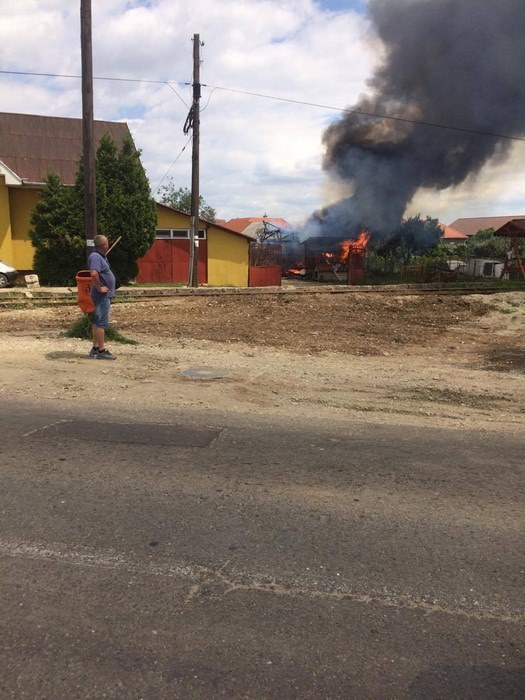 Incendiul se vedea de la mare depărtare