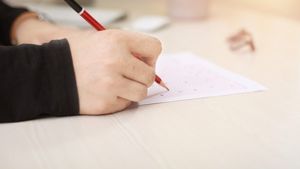 Ce se întâmplă cu Bacalaureatul şi Evaluarea Naţională? Monica Anisie a anunţat o schimbare importantă: „Nu va fi cuprinsă materia din..."