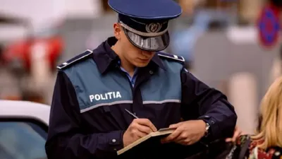 Amendă de 1.500 lei pentru românii care stau la curte. Vecinii pot suna la poliție
