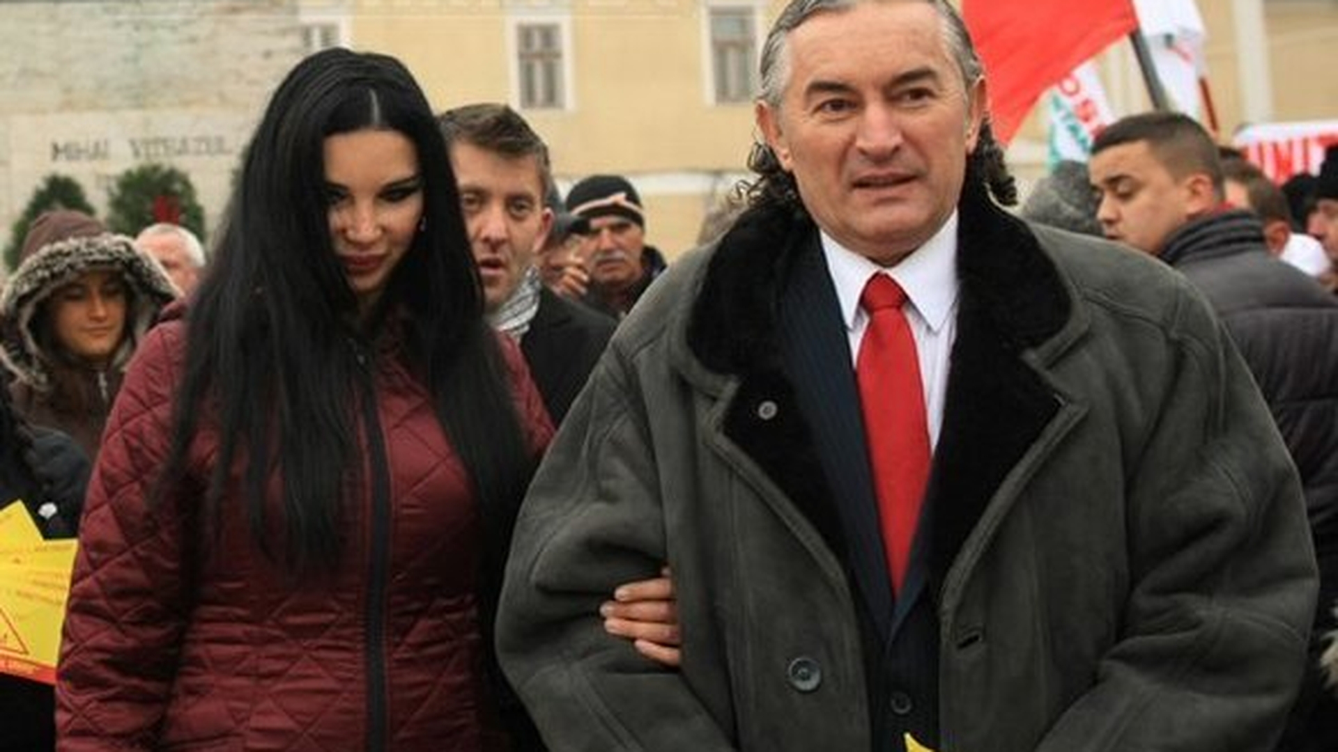 Miron Cozma si Marinela Nitu, 15 ani de la prima intalnire! El i-a scris poezii, ea i-a dedicat un cantec patriotic